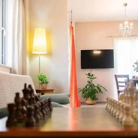 Apartment Kadiani's Urban Nest By 8essentially