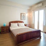 Kadiani's Urban Nest By 8essentially