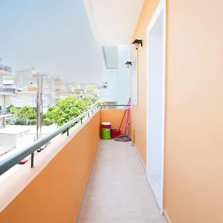 Kadiani's By 8essentially Apartment *