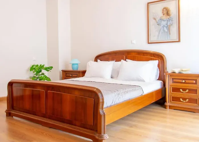 Kadiani'S Urban Nest By 8Essentially * Chania (Crete)