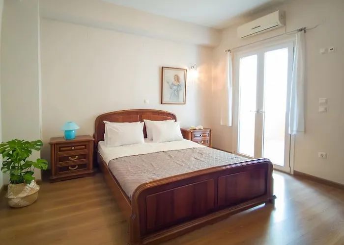 Kadiani'S Urban Nest By 8Essentially